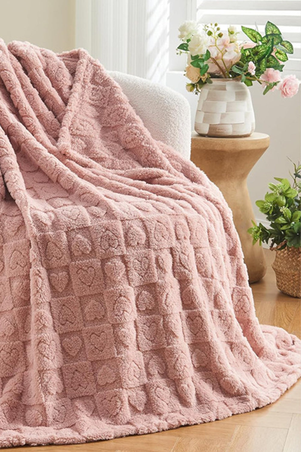 Gossamer Pink Textured Heart Checkered Plush Soft Blanket