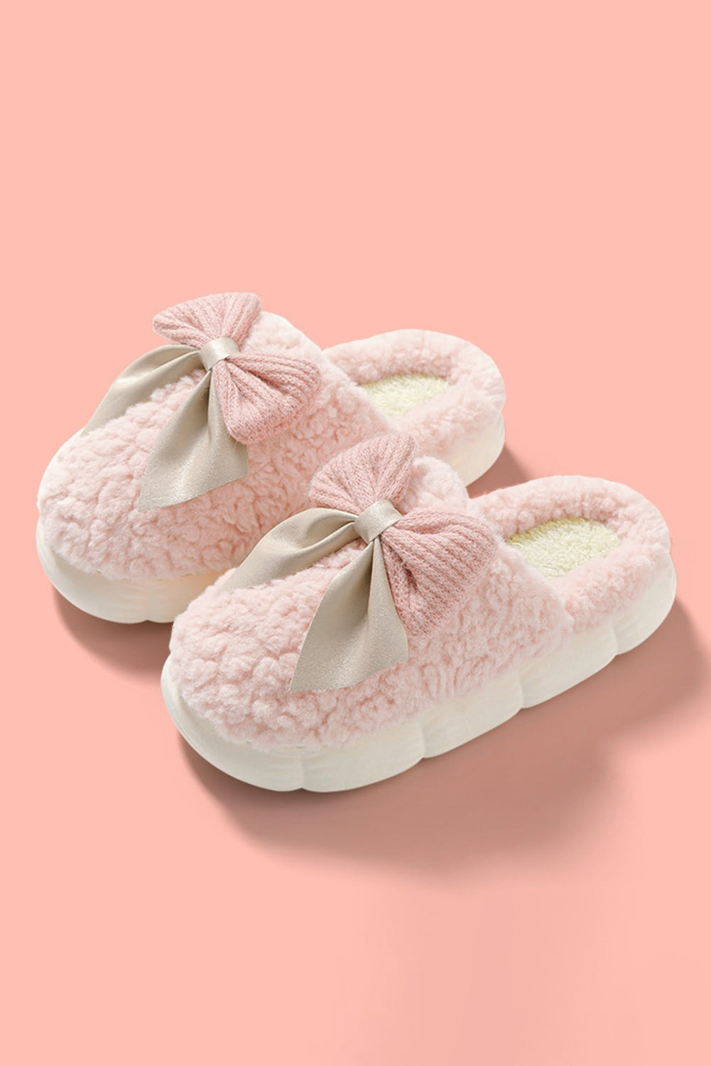 Pink Contrast Bowknot Applique Plush Winter Slippers