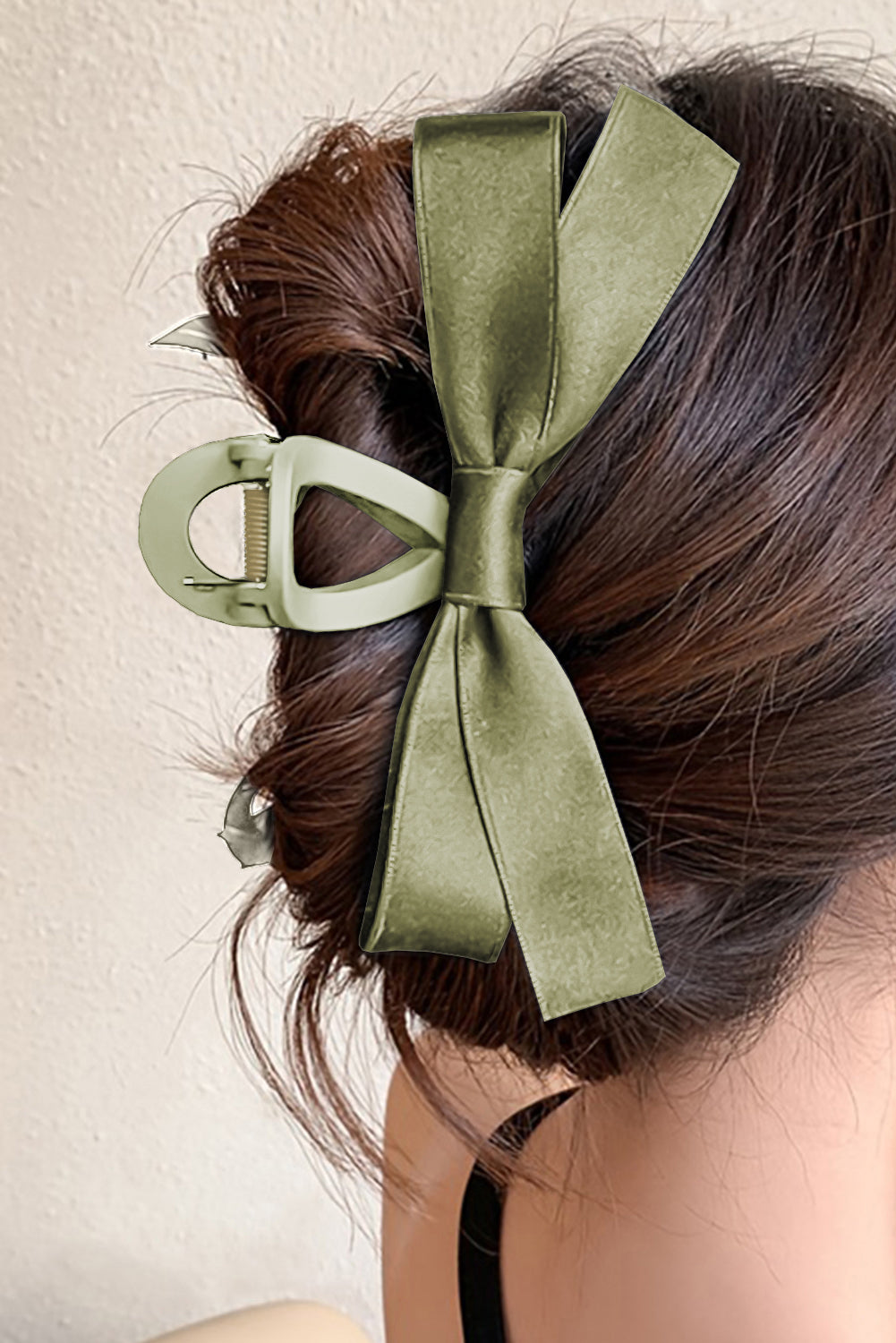 White Solid Color Ribbon Bow Decor Hair Clip